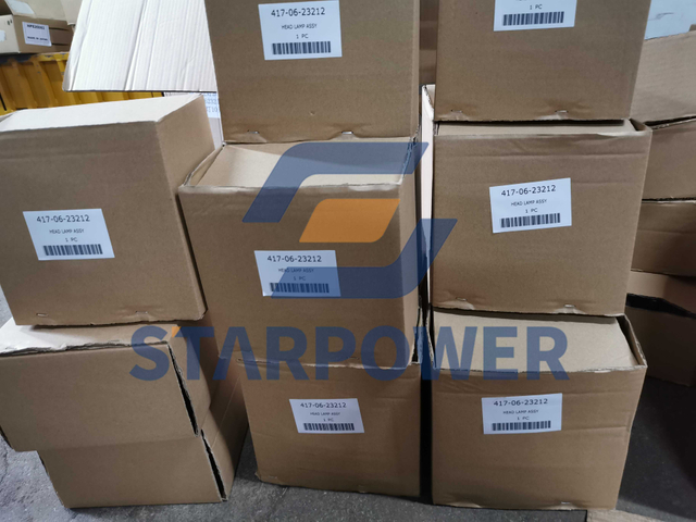 417-06-23212 KOMATSU 工作头灯