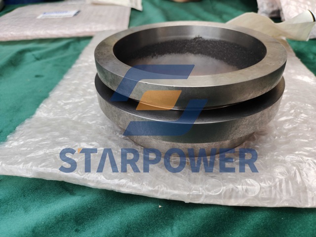 6240-11-5550 KOMATSU 增压器接头