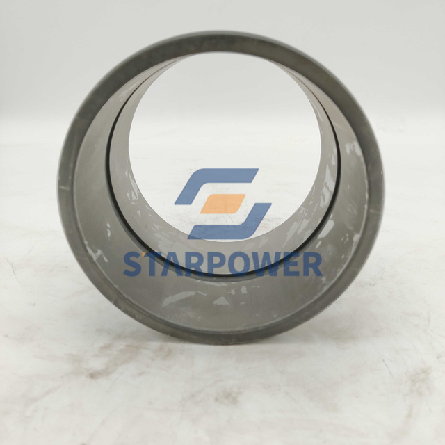 707-76-12110 翻斗油缸底部套 小松原厂配件