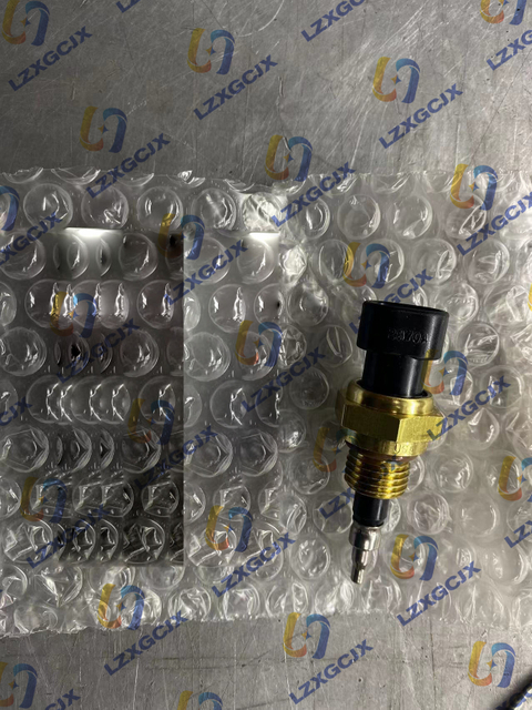 6560-61-7300 SENSOR ASSY 进气温度传感器 170-5;140-5;125-5;140-3;170-3 PC2000-8;PC600-8;PC650-8;PC700-8;PC850-8;PC1250-8;PC450-7;PC400-7 WA470-6;WA500-6;WA600-3;WA600-6 HD325-7;HD465-7;HD785-7 D375-6;D275-5;D155-6;D475-5