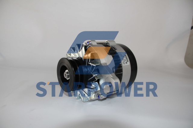 600-825-5211 KOMATSU 发电机(50A)