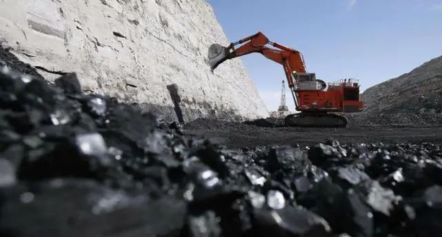 必和必拓铁矿石产量因维修工作和劳动力紧缩而下降 5%