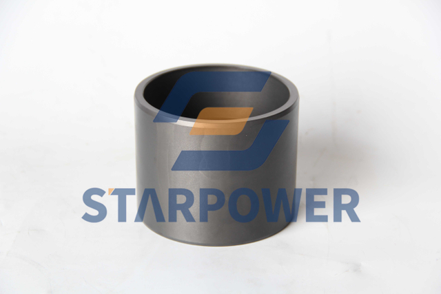 707-76-11040 KOMATSU 套 举升油缸底部