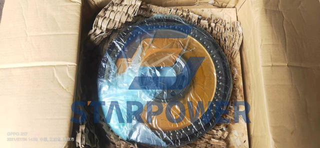 6251-31-4620 KOMATSU 飞轮总成