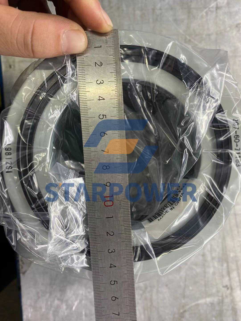 207-60-71183 KOMATSU 液压油滤芯