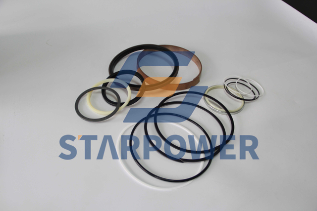 707-99-73140 KOMATSU 翻斗油缸修理包