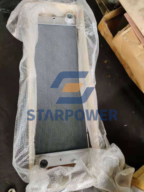 207-03-72321 KOMATSU 散热器